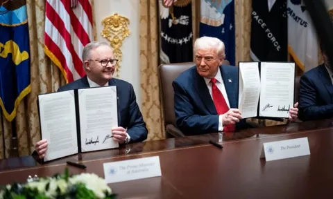 Ông Trump tuyên bố dư thừa đất hiếm sau 1 năm nữa nhờ bắt tay quốc gia sở hữu ‘cả bảng tuần hoàn hoá học’: Thế thống trị của Trung Quốc có dễ phá?