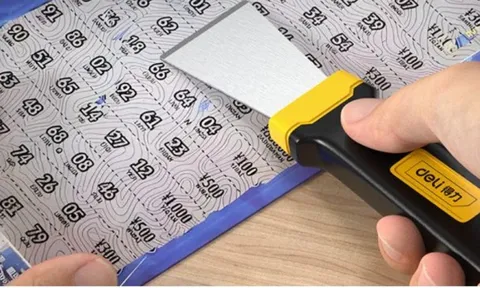 Người đàn ông trúng độc đắc 4 tỷ đồng, đi đổi thưởng thì được thông báo: "Vé số này dùng cho mục đích giải trí, không có giá trị nhận thưởng”