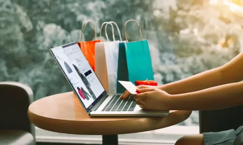 Người Việt chi gần 4 tỷ USD mua sắm online trong quý III