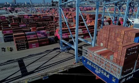 Nếu Tòa án Tối cao Mỹ bác bỏ thuế quan của ông Trump, điều gì sẽ xảy ra tiếp theo?