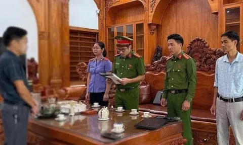 Chủ hộ kinh doanh quần áo online bị khởi tố vì che giấu 50 tỷ đồng doanh thu