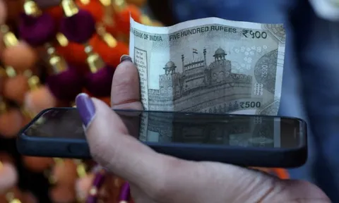 Đồng tiền của nền kinh tế số 5 thế giới thủng mốc tâm lý, vào top yếu nhất châu Á: Vì đâu?