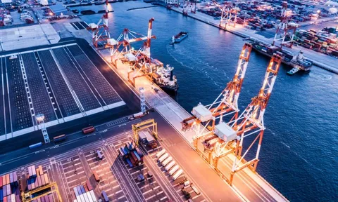 Xuất nhập khẩu 2025 lập kỷ lục 920 tỉ USD, Việt Nam vào top 15 nền thương mại lớn nhất thế giới