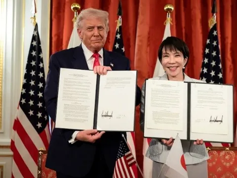 Ông Trump ký thoả thuận đất hiếm với Nhật Bản ngay trước cuộc gặp Chủ tịch Tập Cận Bình: Mỹ thêm lợi thế gỡ ‘gọng kìm’ của Trung Quốc?