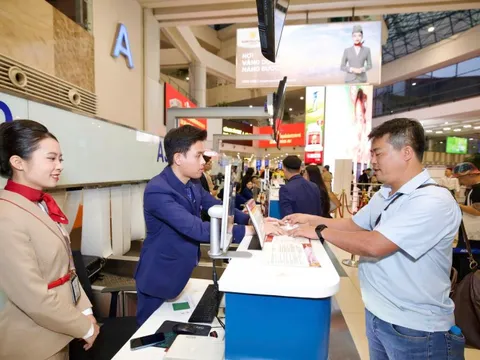 Sun PhuQuoc Airways khai thác chuyến bay thương mại đầu tiên