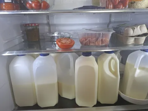 Đi khám xương, chàng trai bất ngờ phát hiện ung thư gan vì uống sữa sai cách